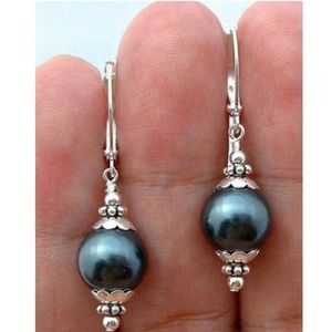 12mm Tahitian Black Peacock earing